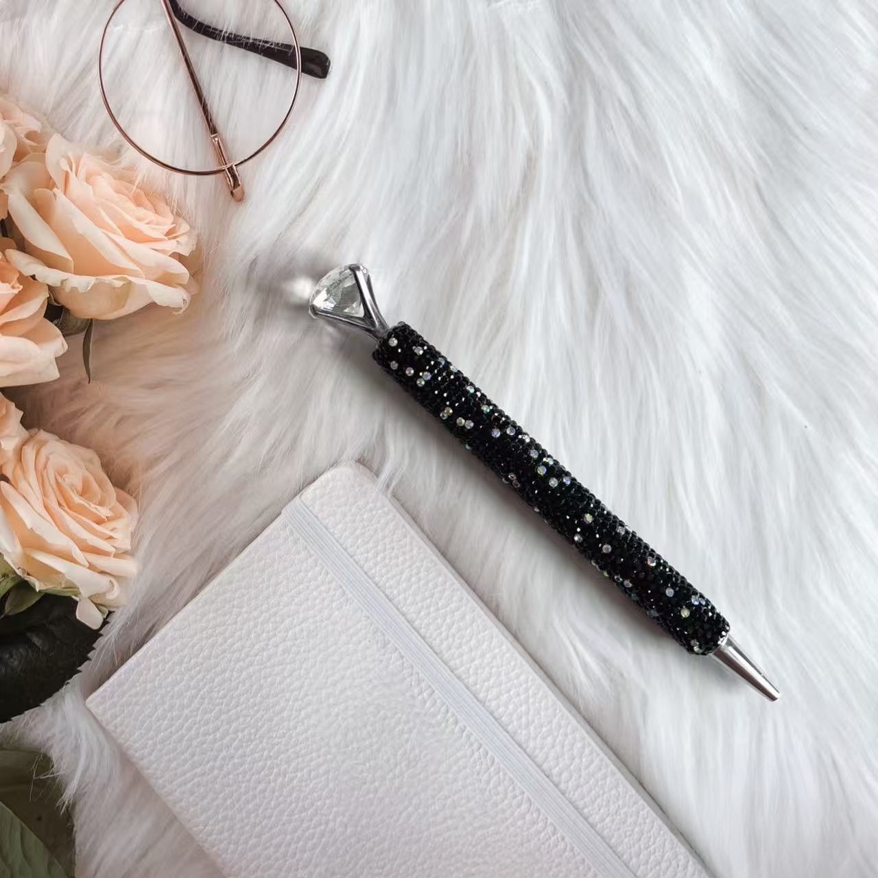 Diamond-Encrusted Large Diamond Crystal Ballpoint Pen, Signature Pen—Creative Office and Student Stationery, Stylish Gift