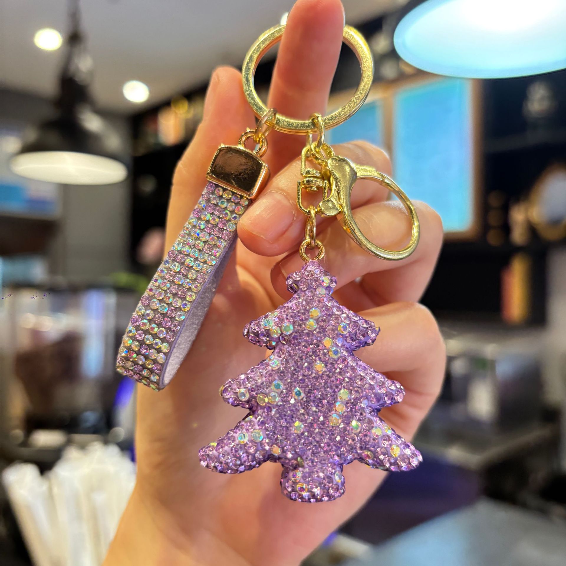 2026 Christmas Best-Seller: Clay Reindeer and Christmas Tree Keychain with Rhinestones—A Festive Christmas Gift