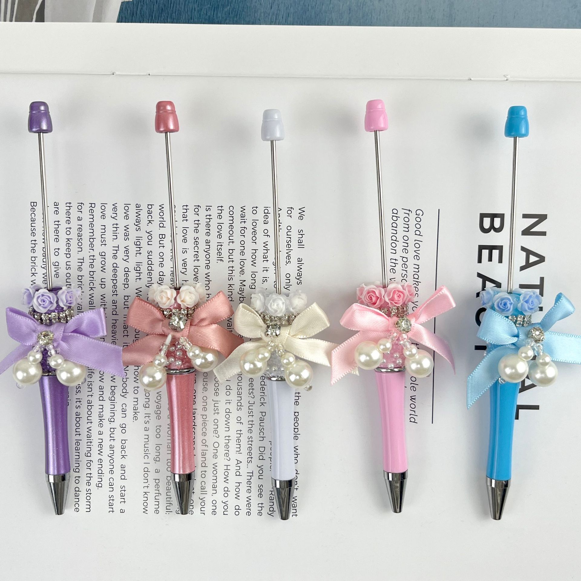 High-Quality Heavy-Duty Pearl Bead Pen, Simple and Stylish Floral Ballpoint Pen, Creative and Fresh "Sugar" DIY Cute Bead Pen