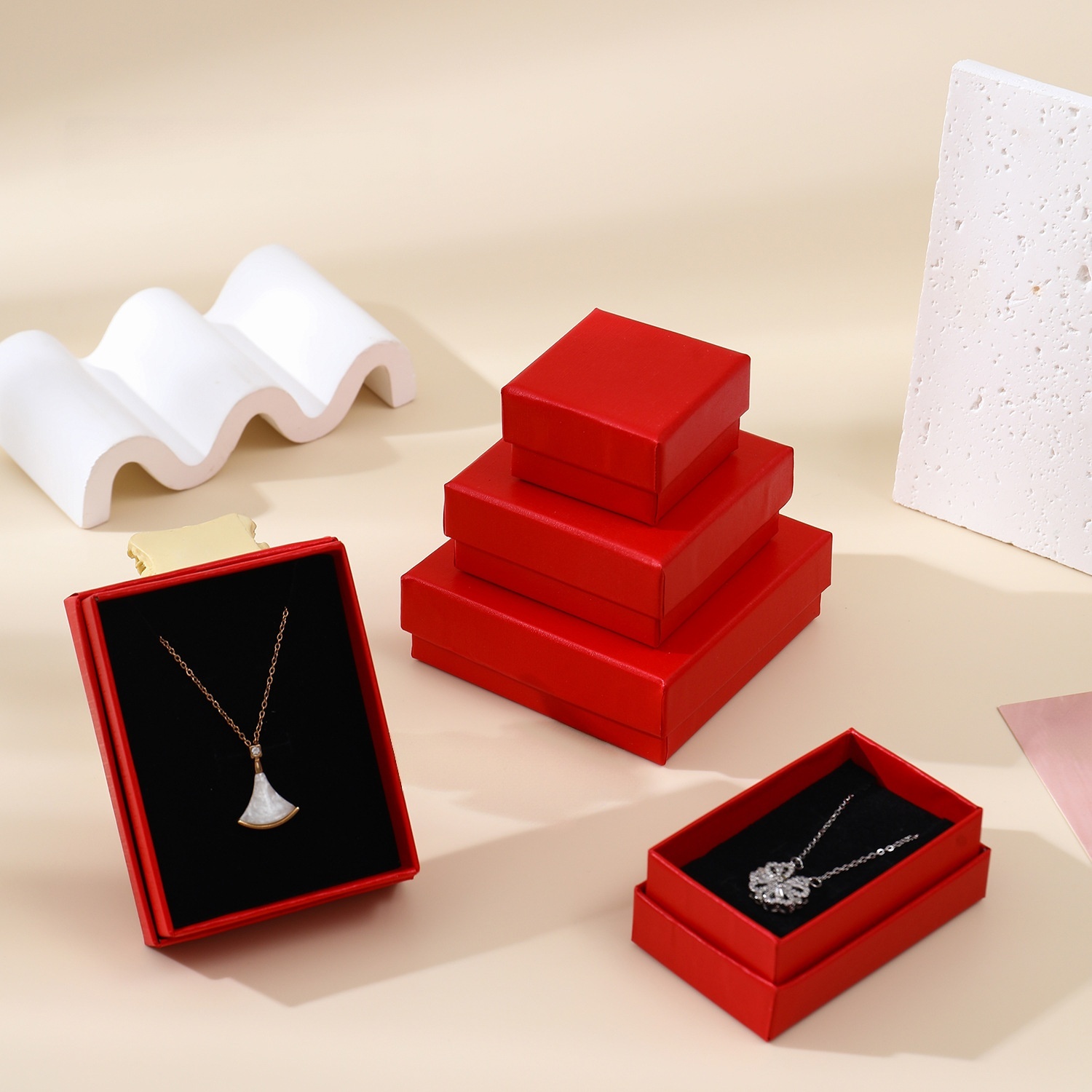 Multifunctional Portable Jewelry Box: PU Leather Oxidation-Resistant Jewelry Storage Box—Custom Logo Available