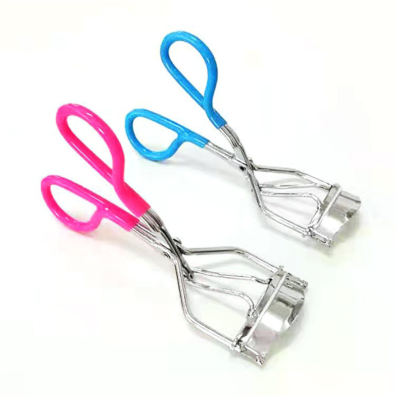 Plastic-Coated Eyelash Curler Without a Spring