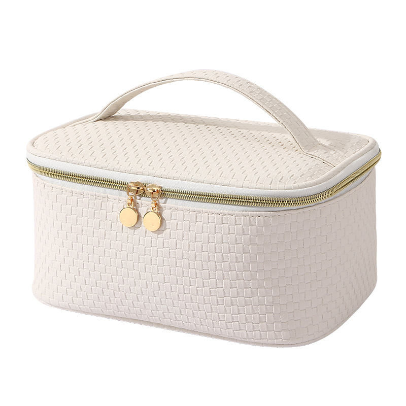 Large-Capacity Women's Cosmetics Organizer Bag