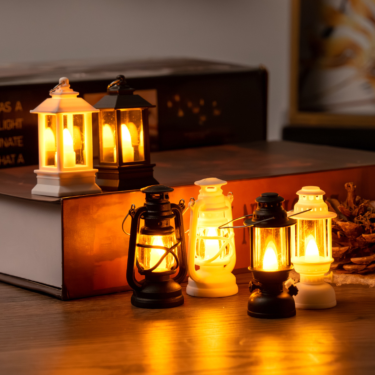 Mini Pony Lamp | LED Electronic Candle | Retro-Style Handheld Kerosene Lamp | Christmas Tabletop Decor | Portable Decorative Light