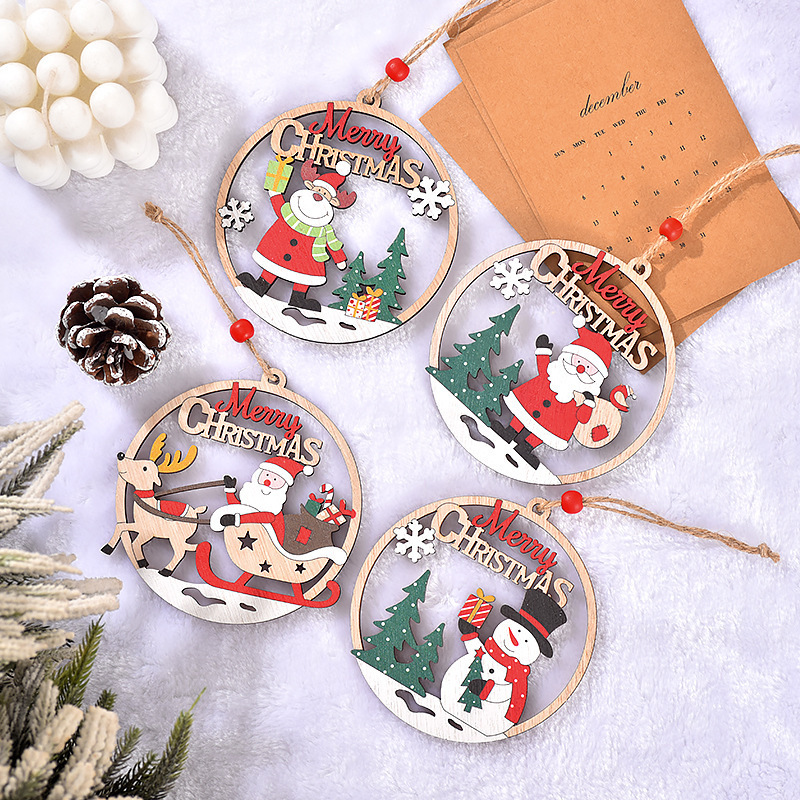 Christmas Openwork Wooden Tag Ornament, 4.7 x 4.3 x 0.4 inches