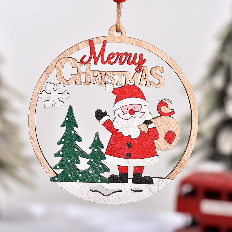 Christmas Openwork Wooden Tag Ornament, 4.7 x 4.3 x 0.4 inches