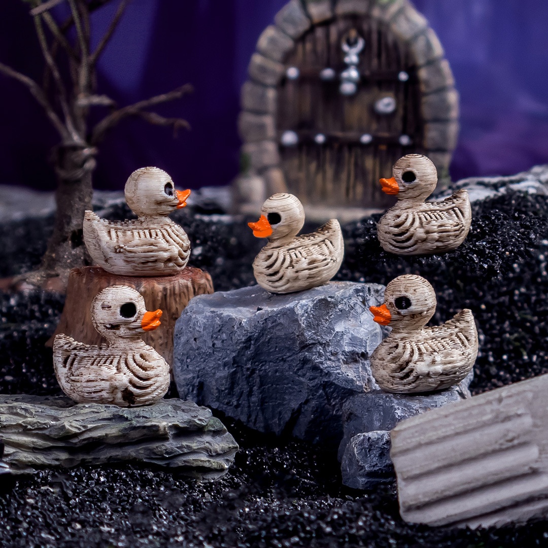 50 Mini Skeleton Duck Figurines—Little Ducks for Halloween Decorations; Spooky Mini Resin Ducks for Hide-and-Seek, Horror Scenes, Cemeteries, Gardens, Potted Plants, and Party Decorations