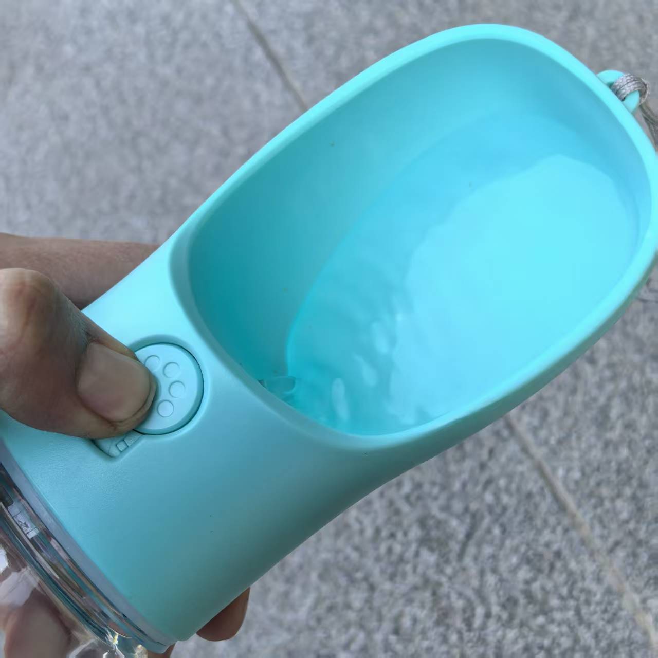 Multifunctional Pet Water Cup, Cat and Dog Supplies, Outdoor Portable Water Bottle, Travel Cup, Multifunctional Pet Water Cup
